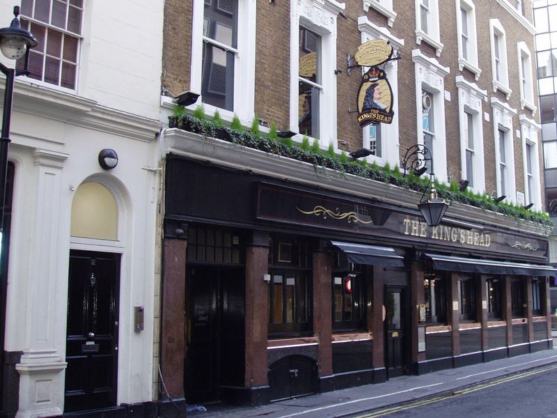 Kings Head W1-2 Feb 2017. (Pub, External). Published on 05-02-2017