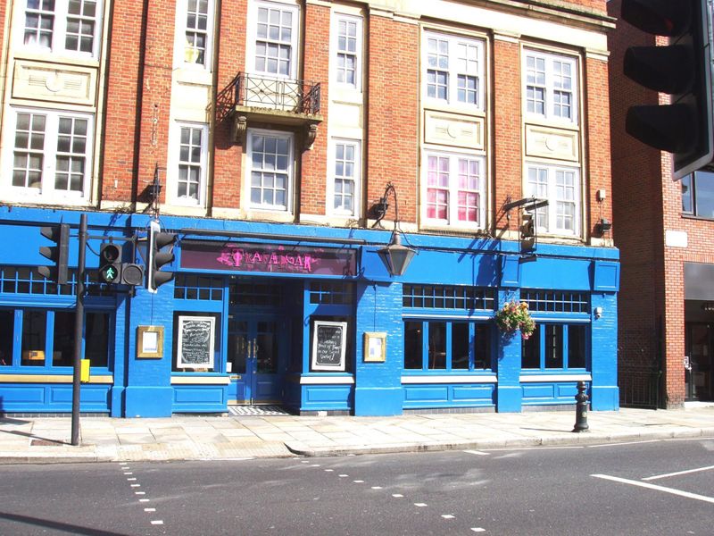 Trafalgar SW3-1 July 2017. (Pub, External, Key). Published on 02-07-2017