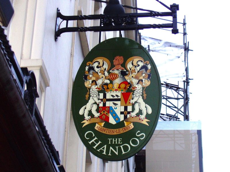 Chandos WC2 sign 2017. (Pub, External, Sign). Published on 07-01-2026 