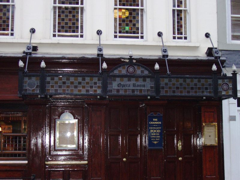 Chandos WC2 Opera Room Jan 2017. (Pub, External). Published on 08-01-2017