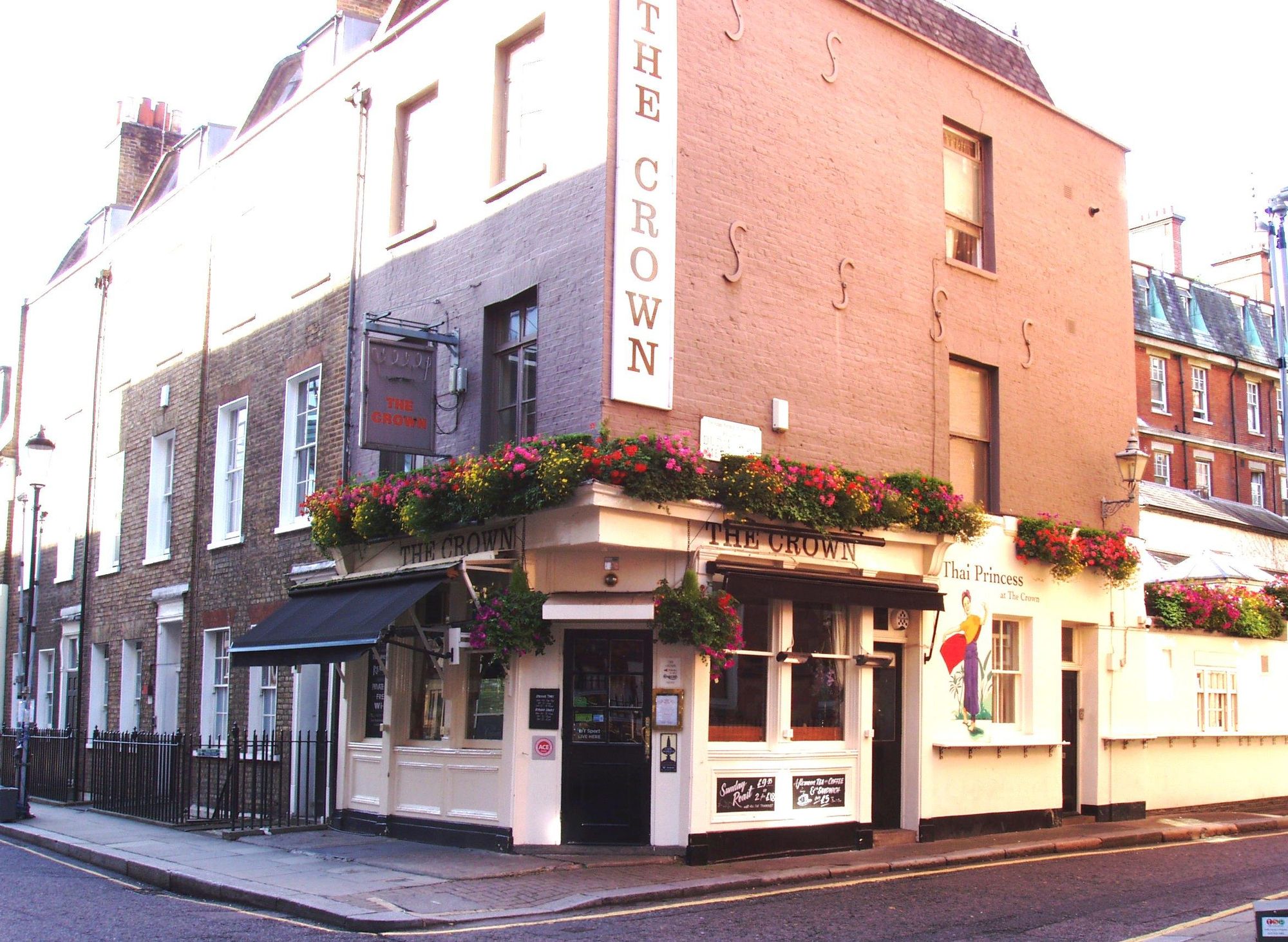 Crown SW3-1 July 2017. (Pub, External, Key). Published on 02-07-2017