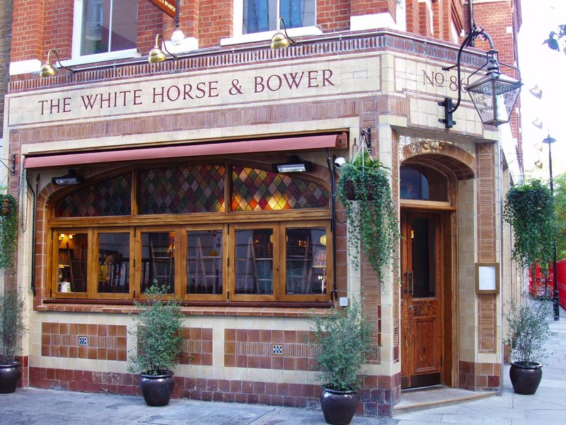 White Horse & Bower-2 Sept 2025. (Pub, External). Published on 21-09-2025 