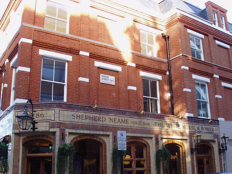 White Horse & Bower-3 Sept 2025. (Pub, External). Published on 21-09-2025 