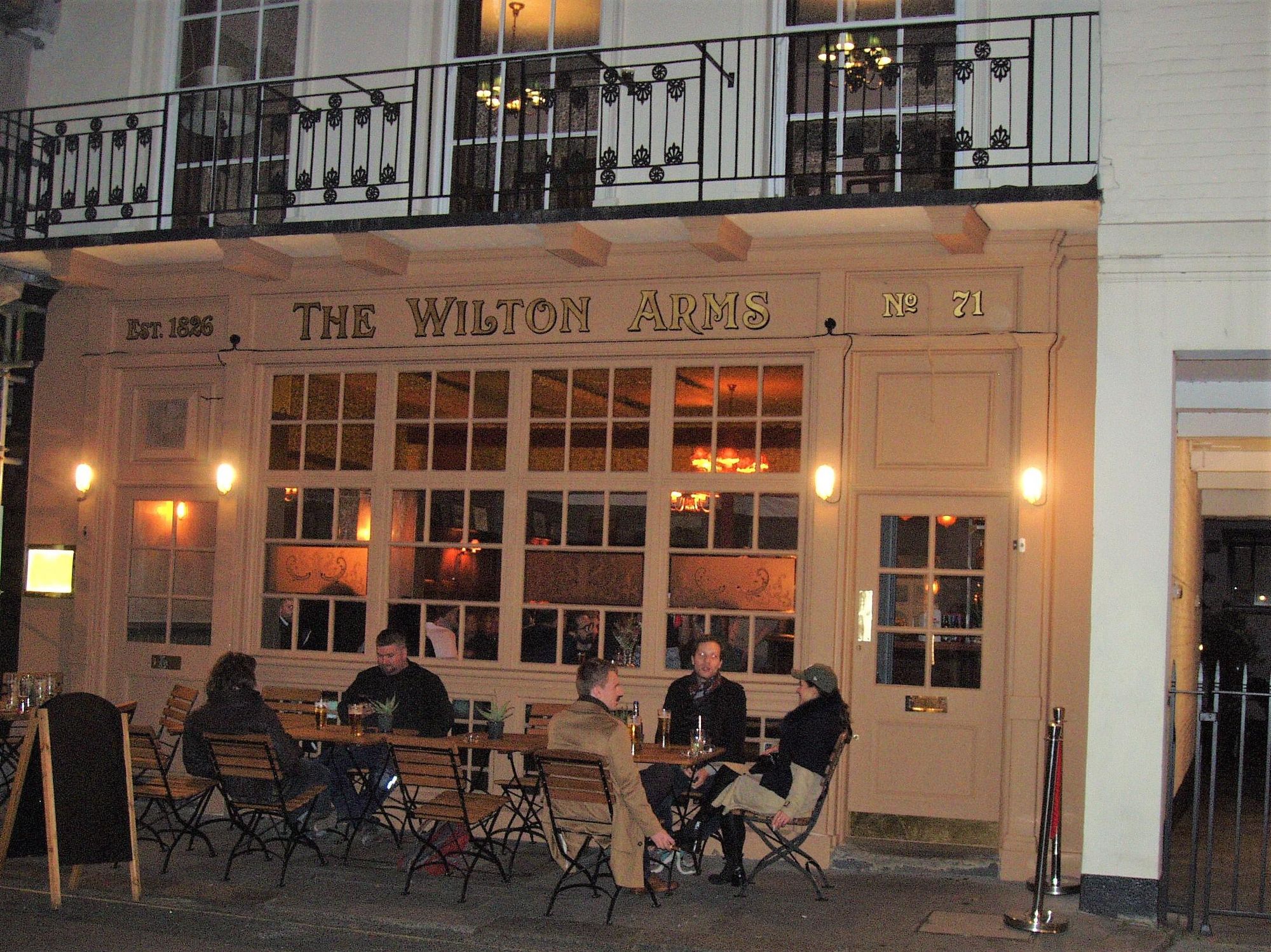 Wilton Arms night Oct 2021. (Pub, External, Customers). Published on 24-10-2021
