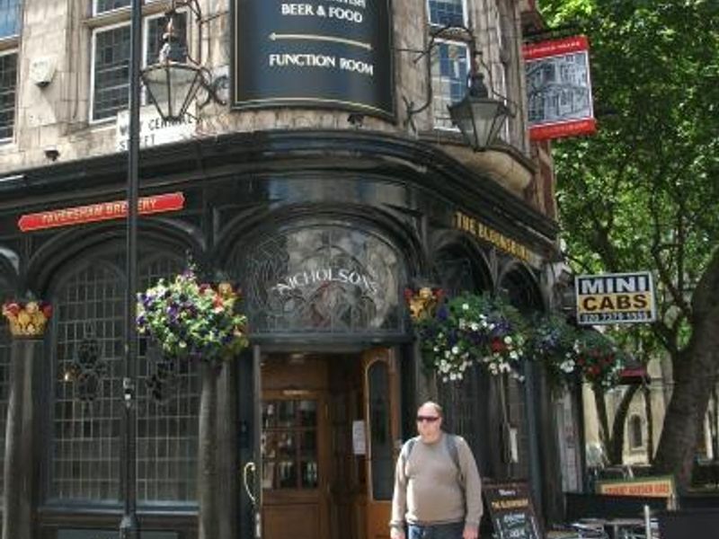 Bloomsbury Tavern Main Entrance. (Pub, External, Sign, Key). Published on 17-06-2014
