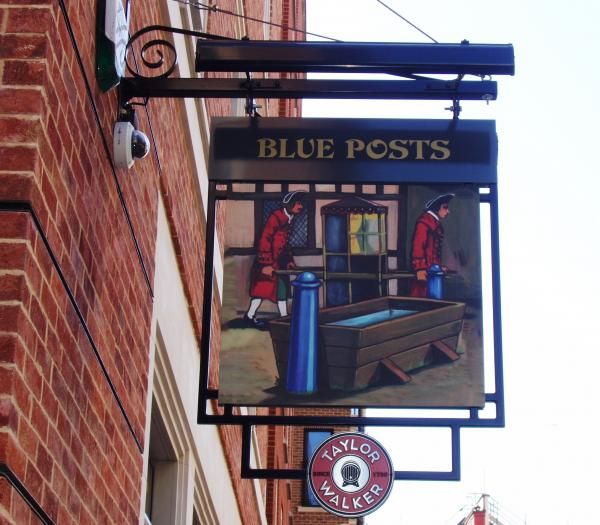 Blue Posts SW1 sign Aug 2015. (Pub, External, Sign). Published on 09-08-2015