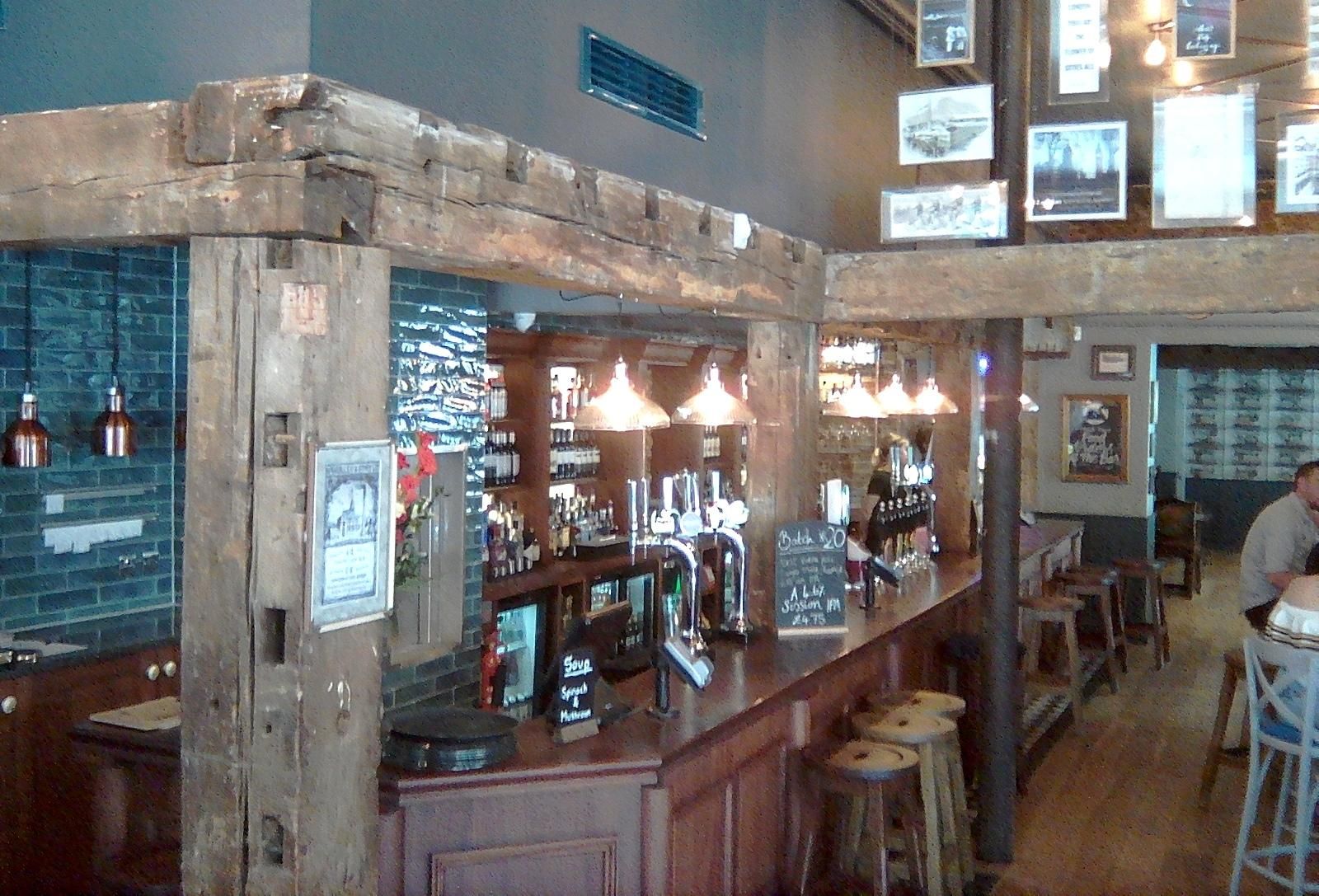 White Swan SW1-2 June 2018. (Pub, Bar). Published on 30-06-2018