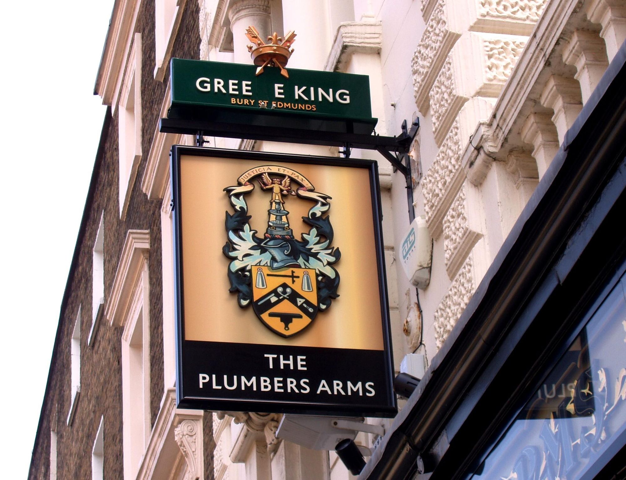 Plumbers Arms sign SW1. (Pub, External, Sign). Published on 18-06-2017
