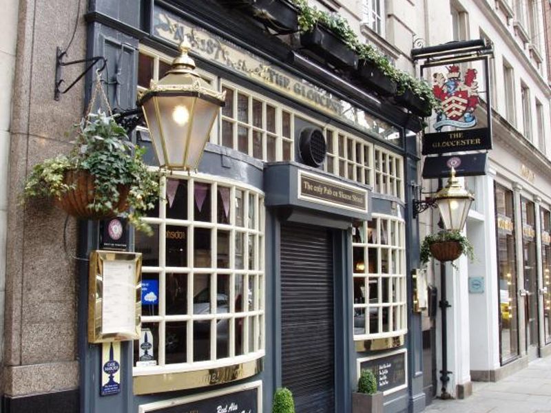 Gloucester SW1 side. (Pub, External). Published on 08-03-2015