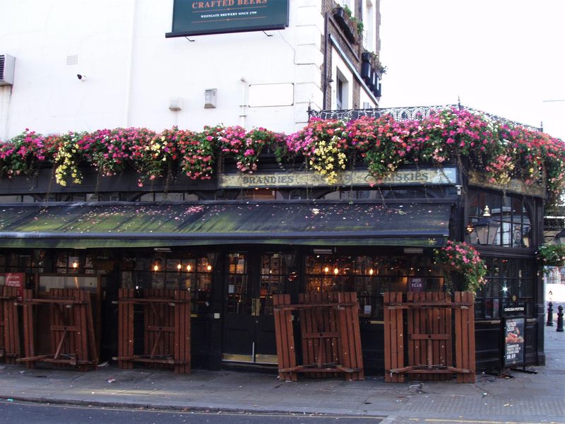 Chelsea Potter-2 Nov 2021. (Pub, External). Published on 21-11-2021 
