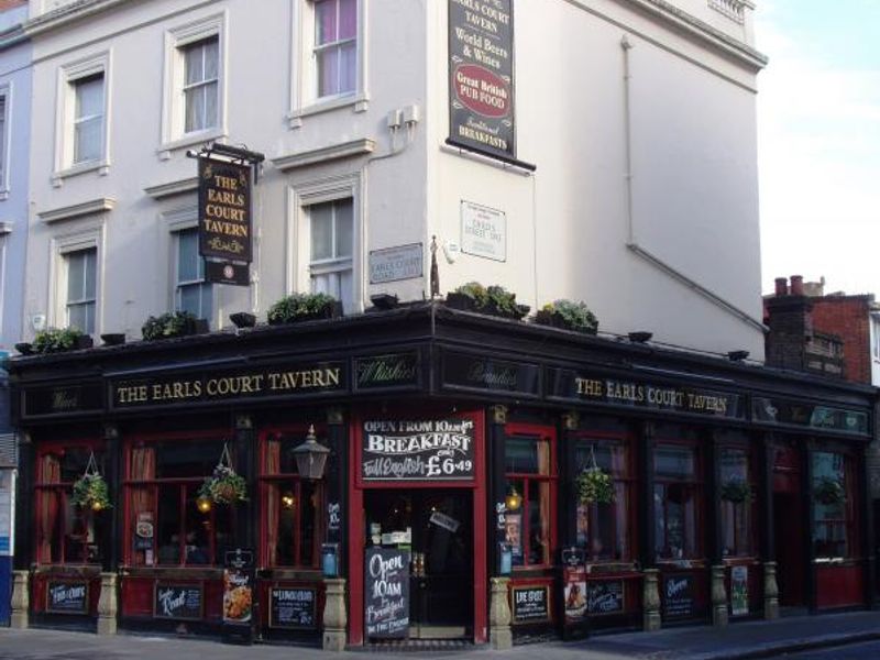Earls Court tavern main. (Pub, External). Published on 18-01-2015 