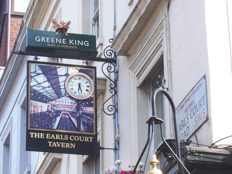 Earls Court Tavern sign July 2018. (Pub, External, Sign). Published on 01-07-2018 