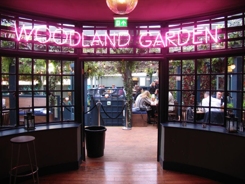 Prince Garden. (Pub, Garden). Published on 28-11-2017