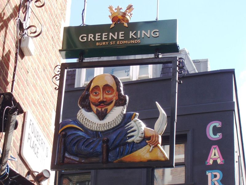 Shakespeare Head W1 sign June 2017. (Pub, External, Sign). Published on 06-06-2017