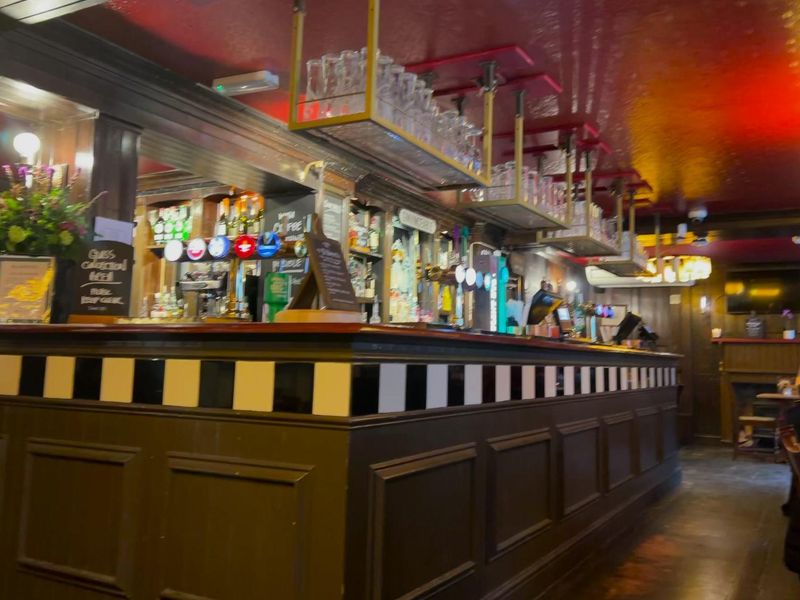 Three Tuns Marylebone bar. (Pub, Bar). Published on 02-04-2024