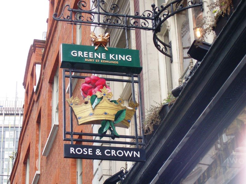 Rose & Crown sign W1 Oct 2017. (Pub, External, Sign). Published on 29-10-2017 