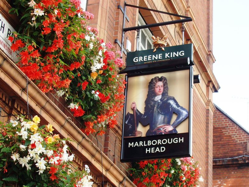 Marlborough Head W1K-sign Aug 2017. (Pub, External, Sign). Published on 27-08-2017