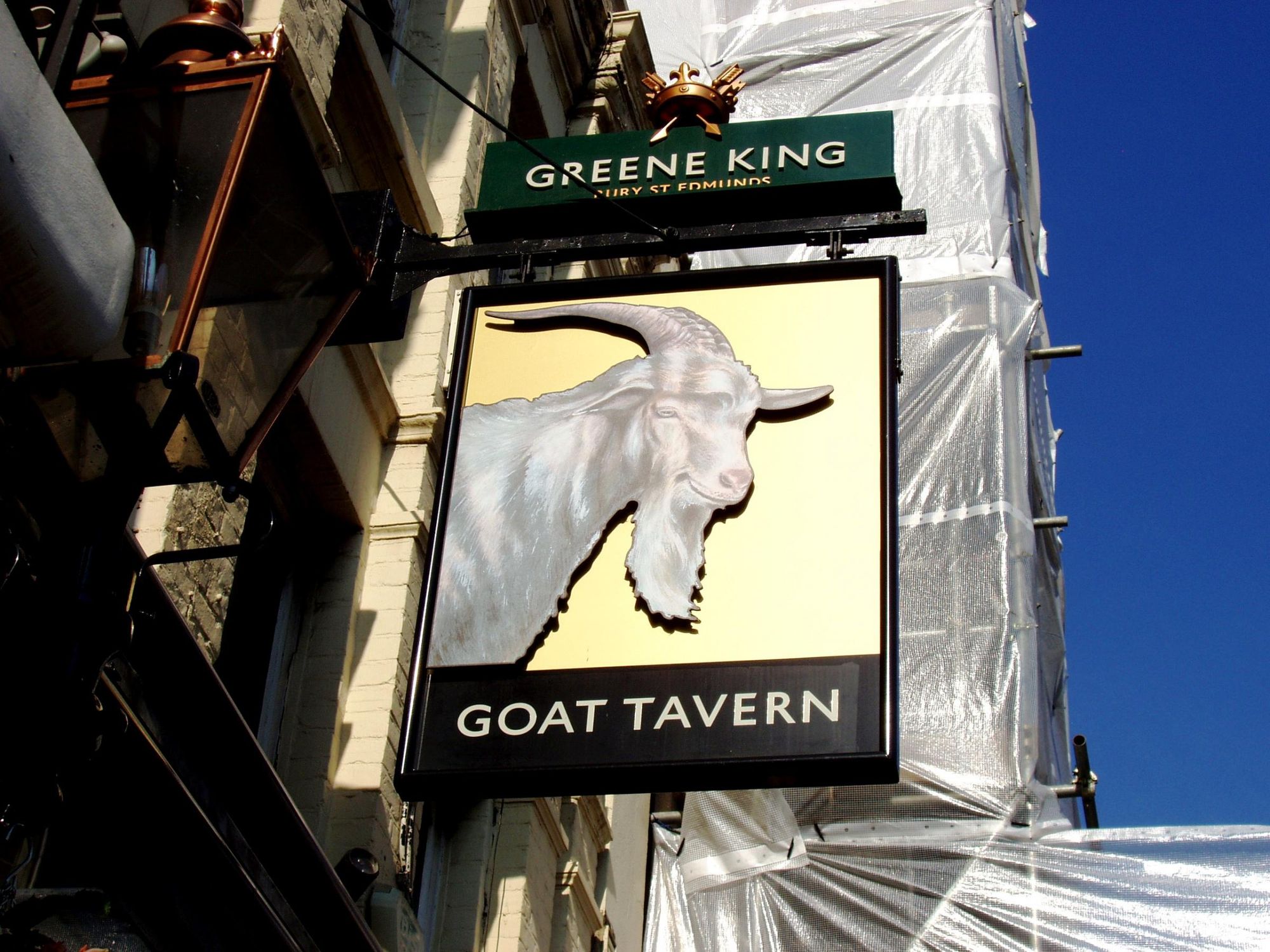 Goat Tavern W8 swingsign July 2018. (Pub, External, Sign). Published on 01-07-2018