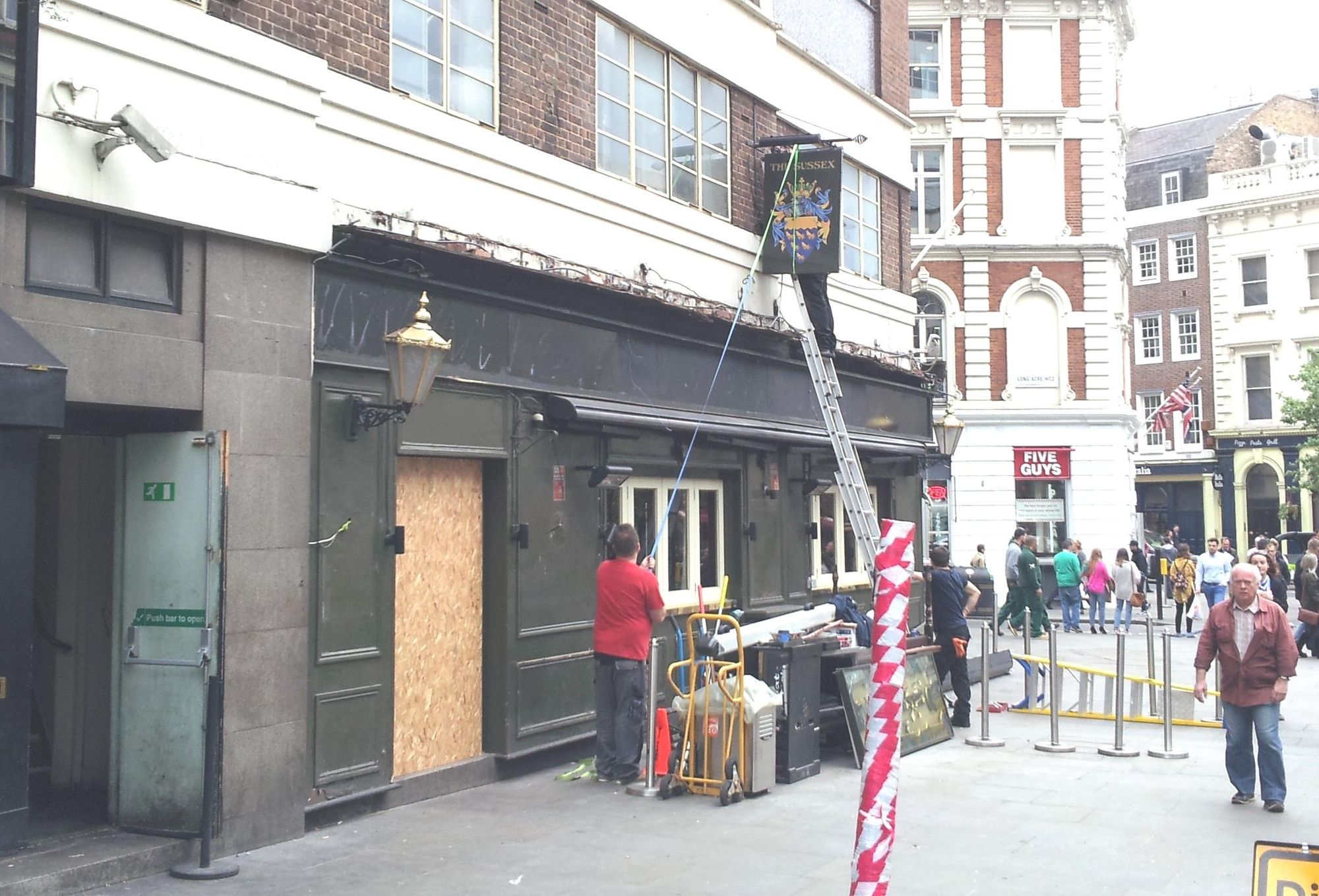 Sussex signage removal May 2017. (Pub, External). Published on 03-05-2017