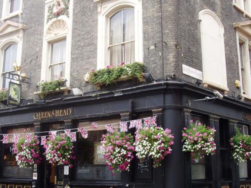 Queens Head SW3 main. (Pub, External, Key). Published on 25-09-2014