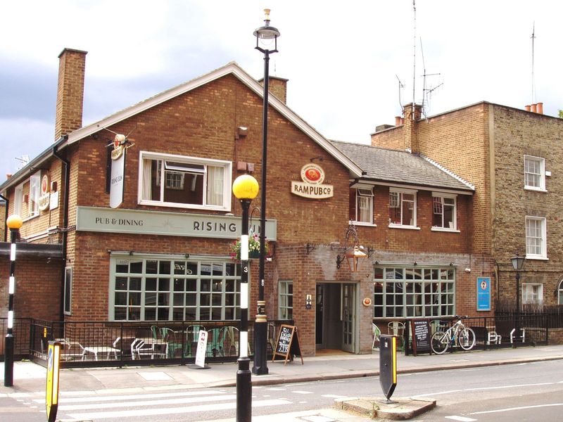 Rising Sun SW1 June 2019. (Pub, External, Key). Published on 10-06-2019