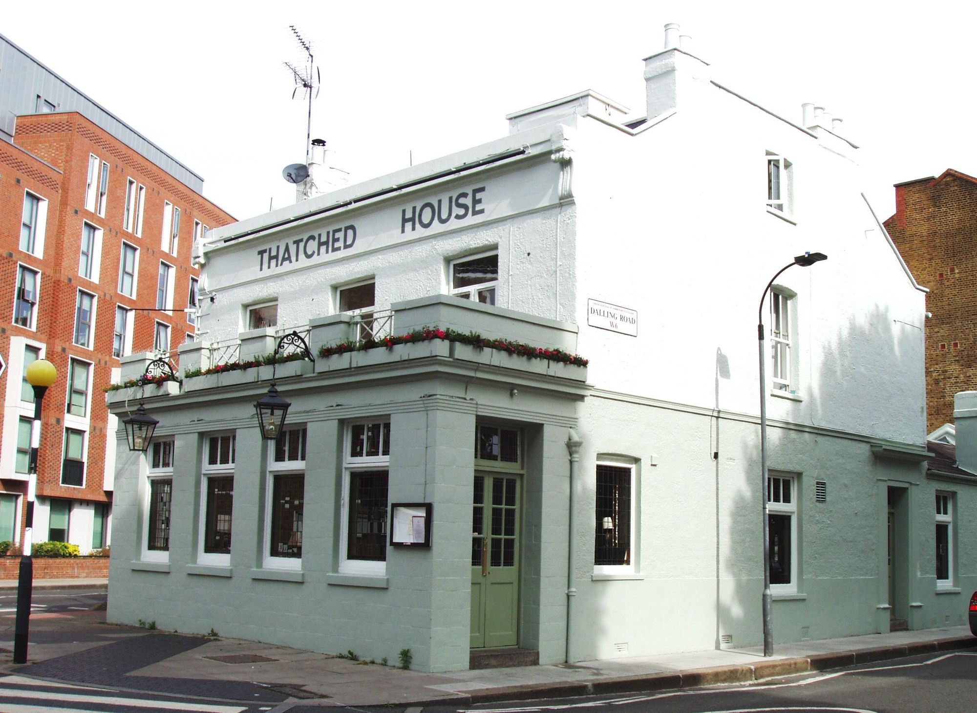 Thatched House W6-2 June 2019. (Pub, External). Published on 02-06-2019