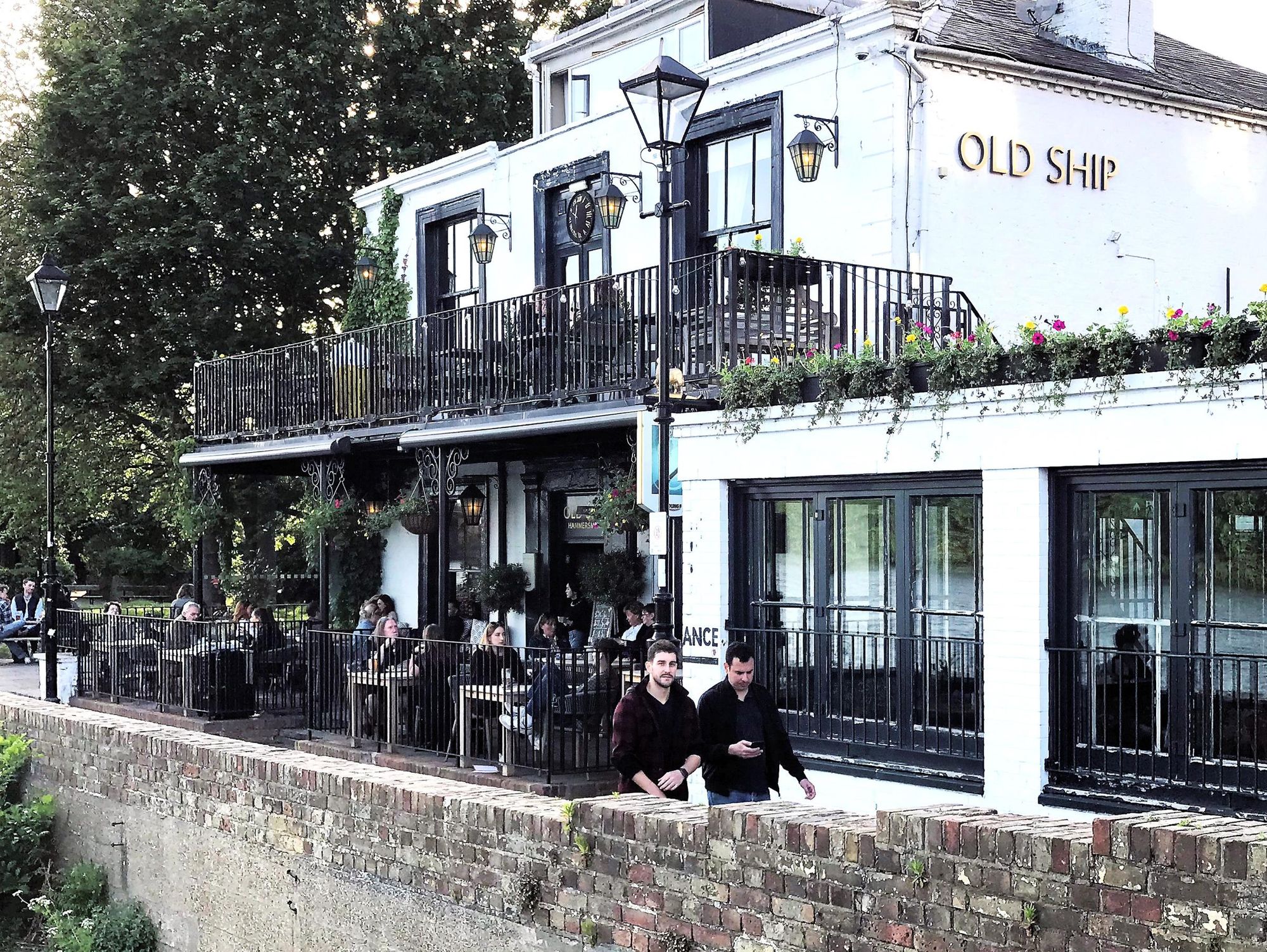 Old Ship-3 May 2023. (Pub, External). Published on 04-06-2023