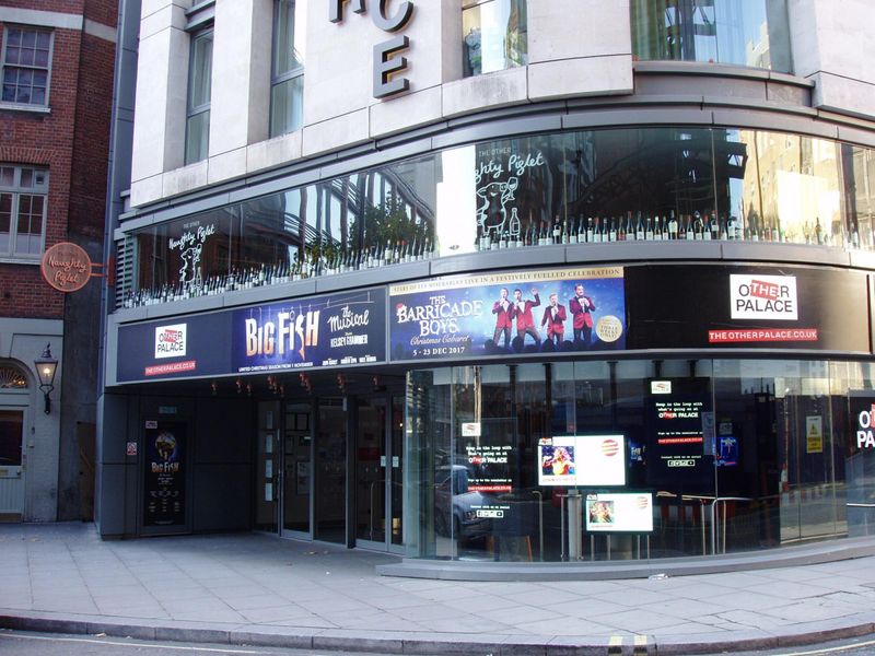 Other Palace SW1-1 Nov 2017. (Pub, External, Key). Published on 05-11-2017