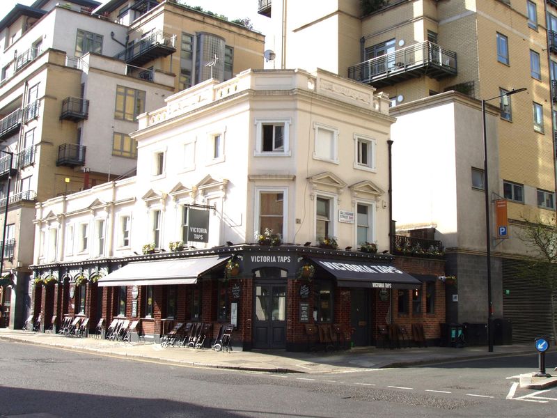 Victoria Taps-1 Apr 2022. (Pub, External). Published on 10-04-2022 