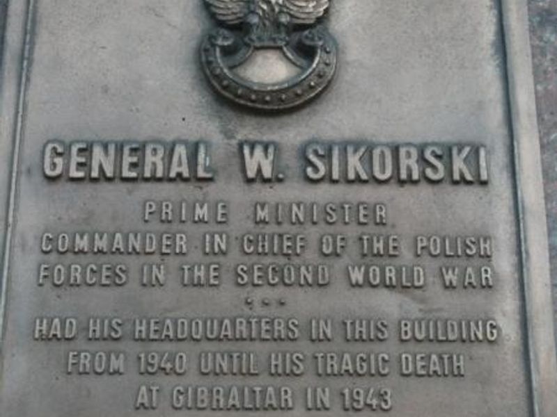 Cavalry Bar at Rubens Hotel Sikorski Plaque. (External). Published on 14-02-2014