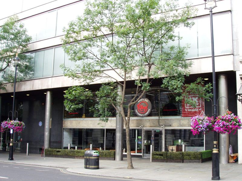 Rileys SW1Y-1 July 2018. (Pub, External, Key). Published on 22-07-2018