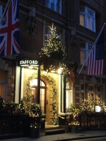 Stafford01. (External, Key). Published on 27-12-2013