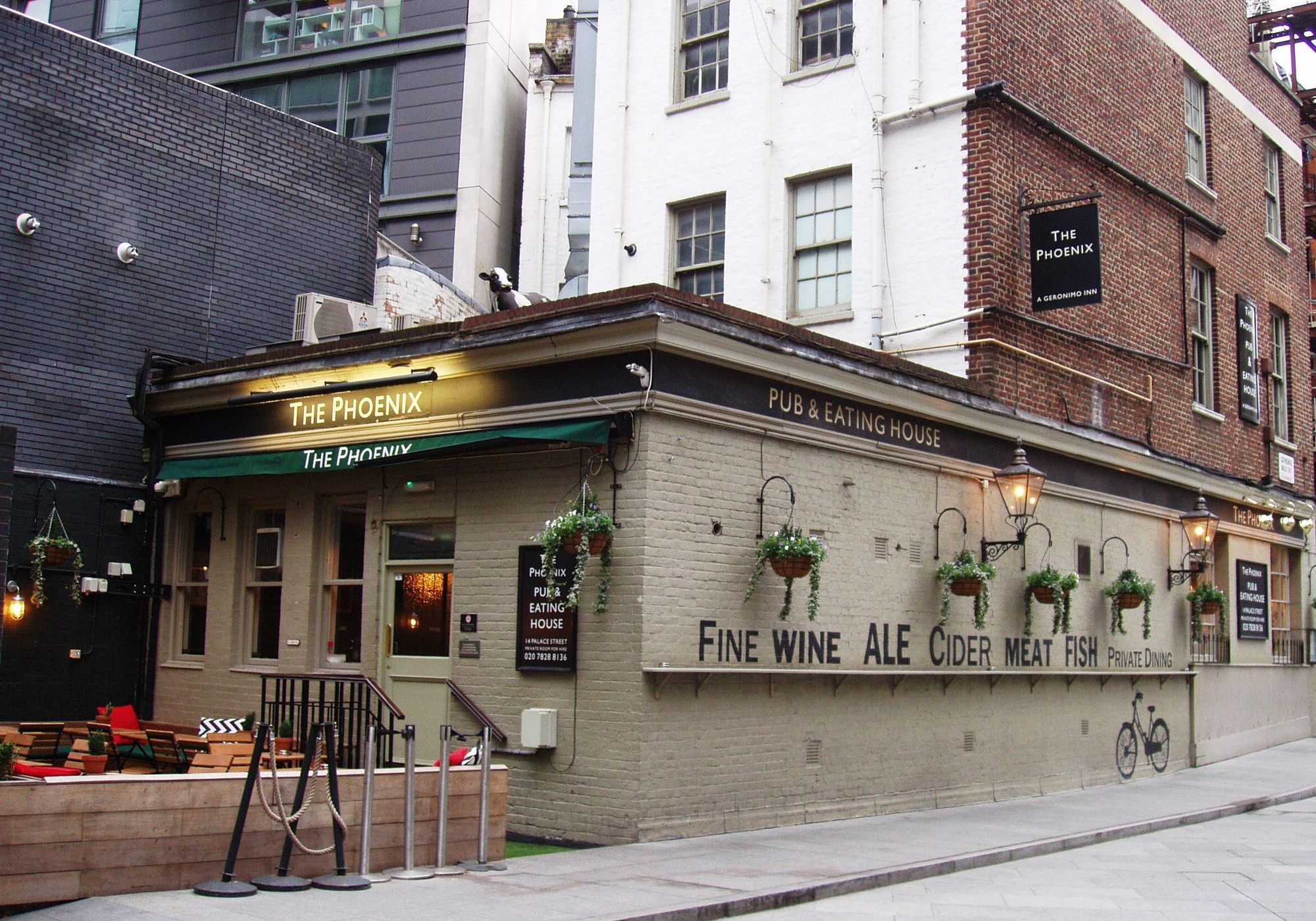 Phoenix SW1 side Jan 2019. (Pub, External). Published on 13-01-2019