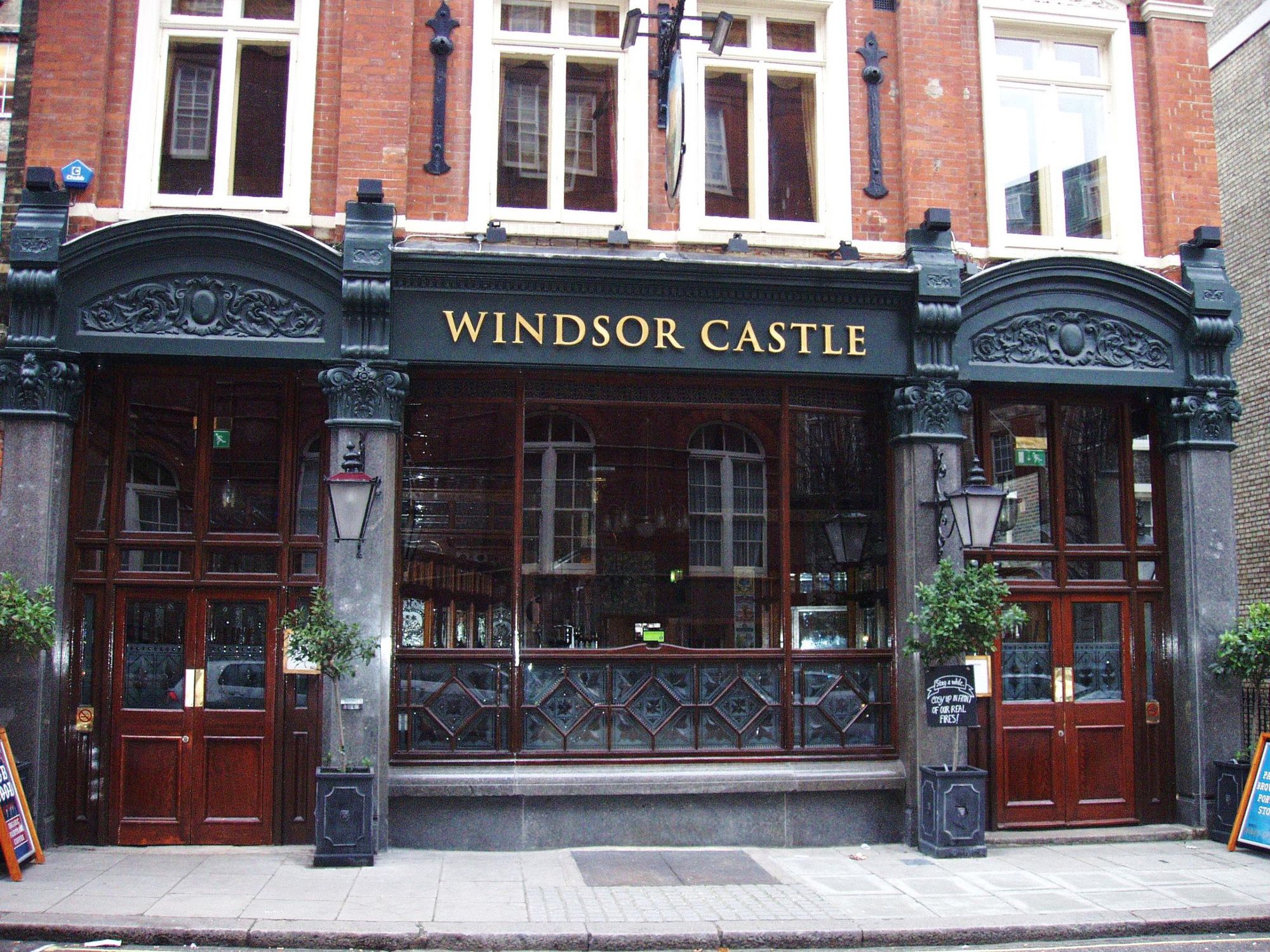 Windsor Castle SW1-1 Jan 2019. (Pub, External, Key). Published on 13-01-2019