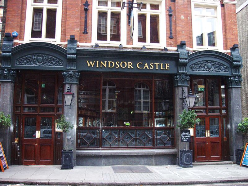 Windsor Castle SW1-1 Jan 2019. (Pub, External, Key). Published on 13-01-2019