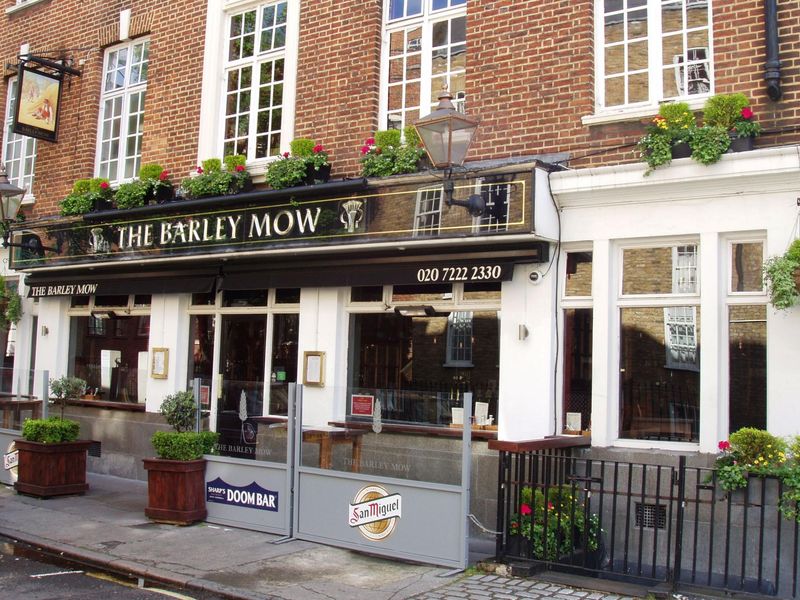 Barley Mow SW1-1 May 2017. (Pub, External, Key). Published on 14-05-2017