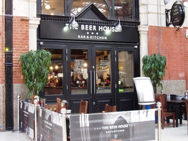 Beer House Victoria Station. (Pub, External, Key). Published on 01-02-2015