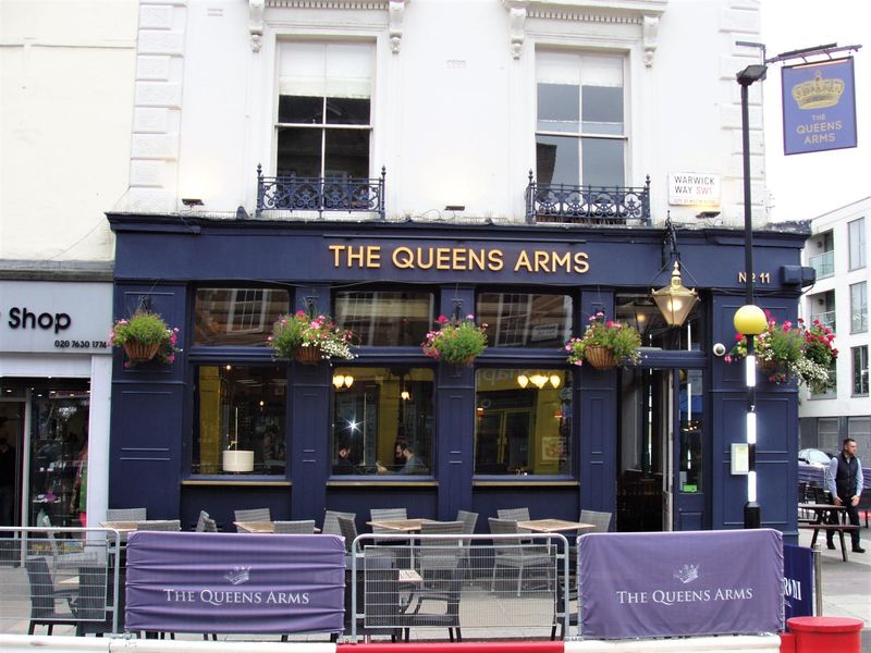 Queens Arms Pimlico Oct 2021. (Pub, External, Key). Published on 08-10-2021