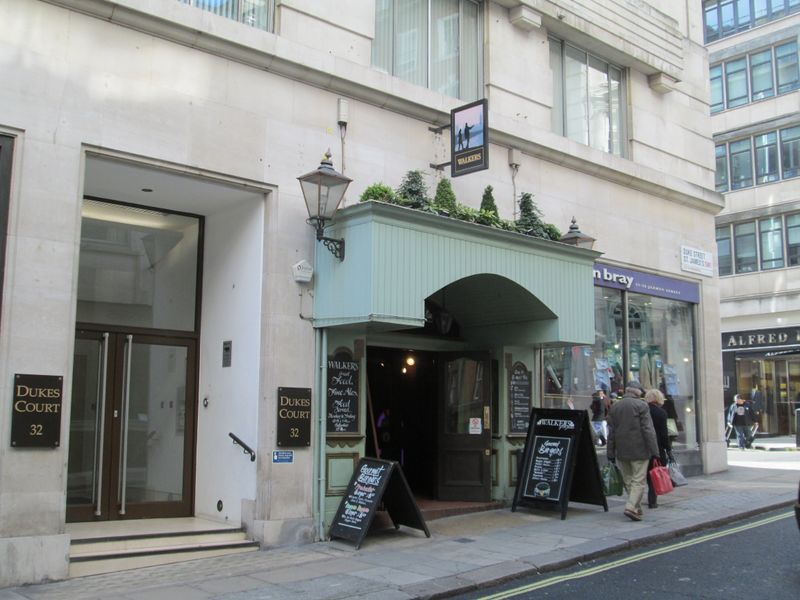 (Pub, External, Sign). Published on 20-08-2014
