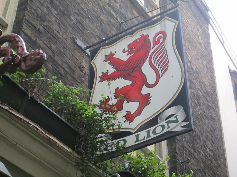Red Lion sign, Crown Passage SW1. (Pub, External, Sign). Published on 20-08-2014