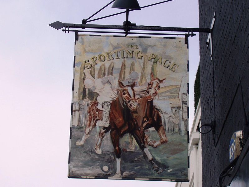Sporting Page swingsign-1 SW10 April 2017. (Pub, External, Sign). Published on 30-04-2017 