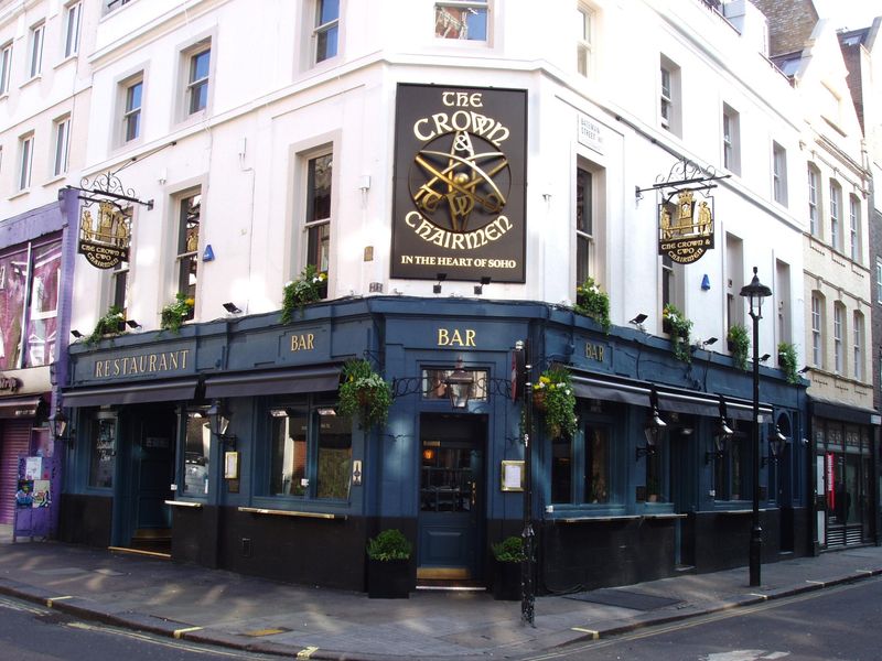 Crown & 2 Chairmen-1 Apr 2023. (Pub, External, Key). Published on 09-04-2023