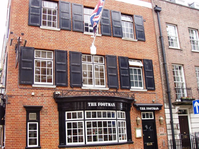 Footman W1-1 Nov 2016. (Pub, External, Key). Published on 27-11-2016
