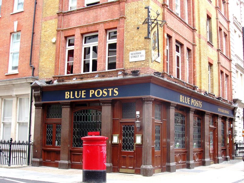 Blue Posts W1T Sep 2018. (Pub, External, Key). Published on 09-09-2018