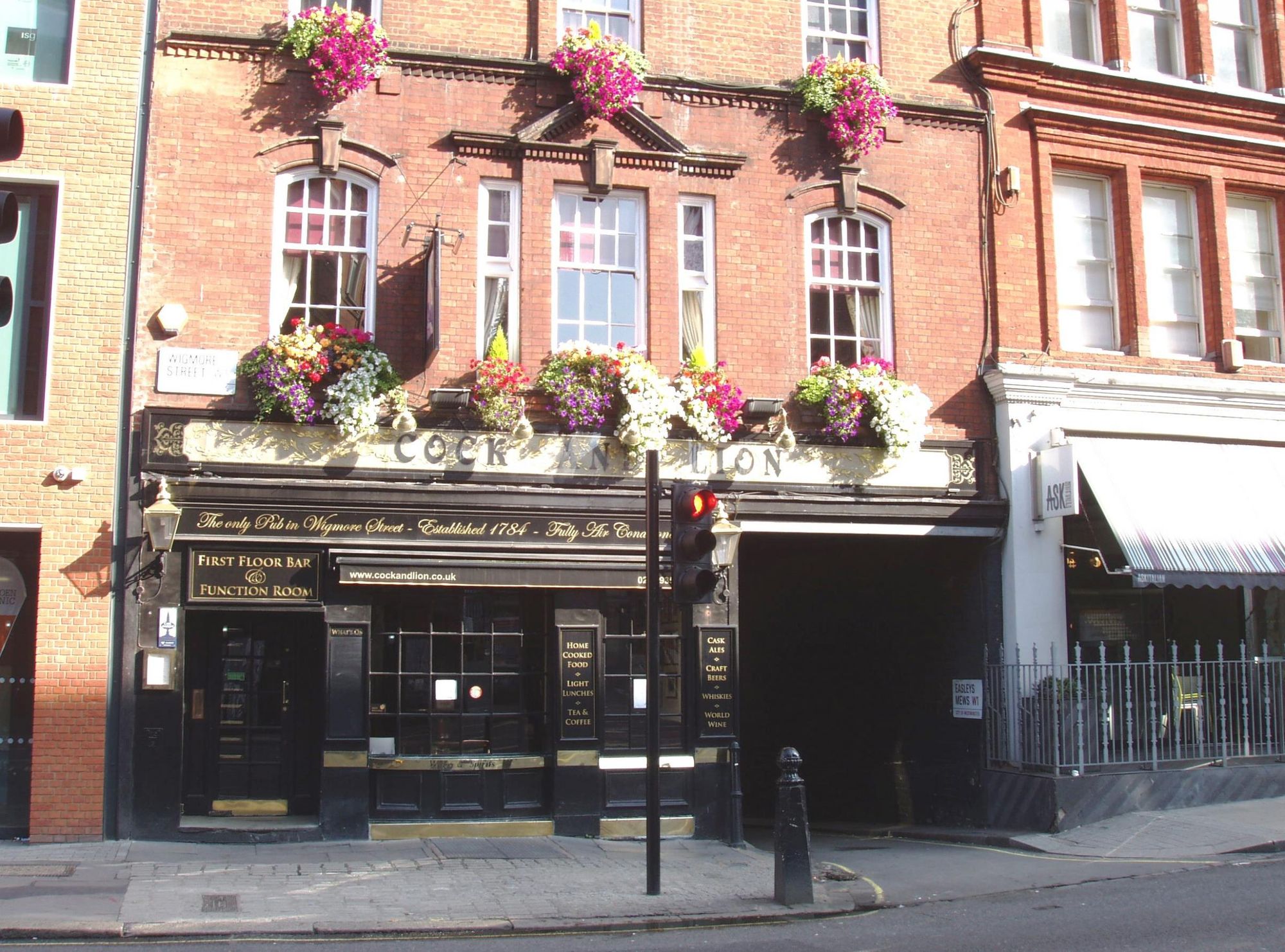 Cock & Lion W1 Aug 2017. (Pub, External, Key). Published on 20-08-2017
