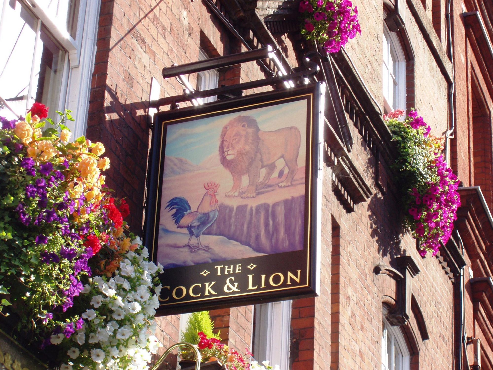 Cock & Lion W1 sign Aug 2017. (Pub, External, Sign). Published on 20-08-2017