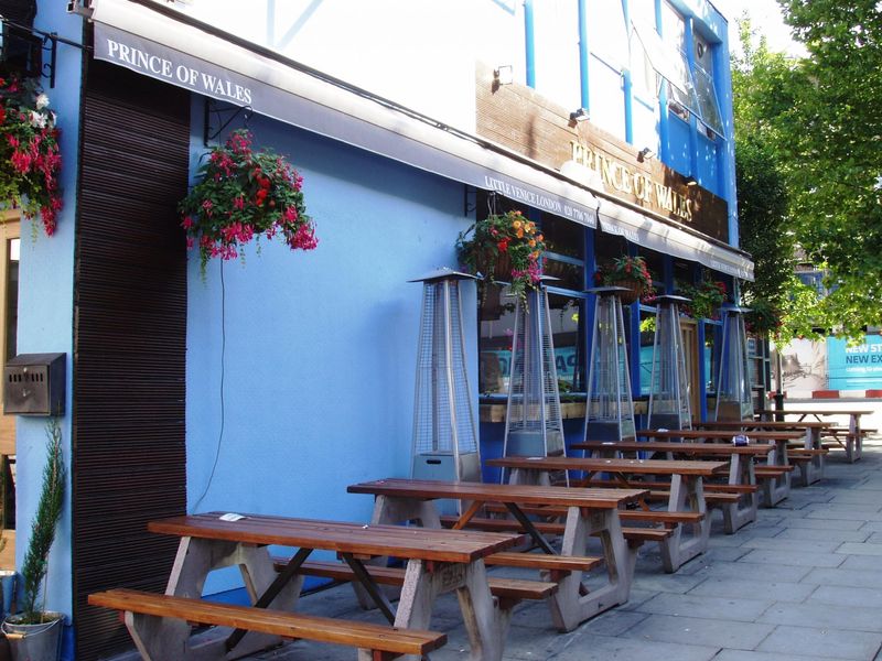Prince of Wales W2-3 Aug 2017. (Pub, External). Published on 06-08-2017 