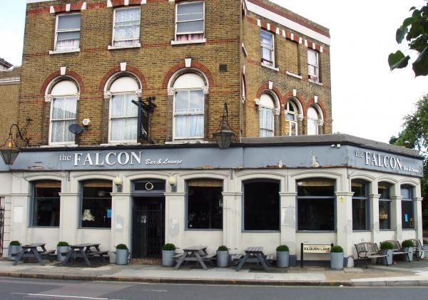West Kilburn, Falcon2. (Pub, External). Published on 06-08-2013
