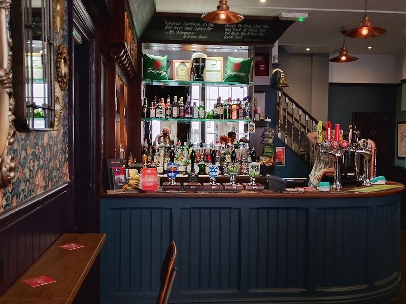 Taken August 2025. (Bar). Published on 27-08-2025 