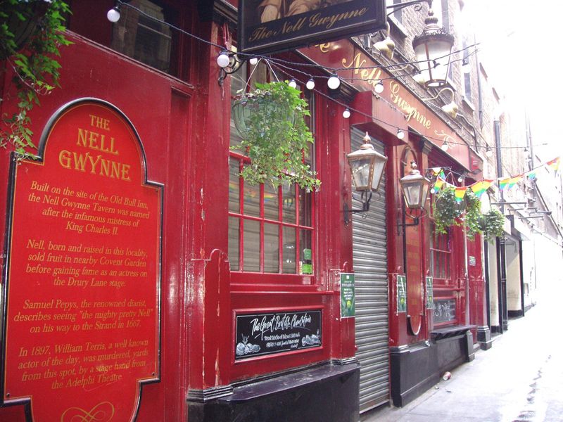 Nell Gwynne-1 June 2022. (Pub, External, Key). Published on 26-06-2022